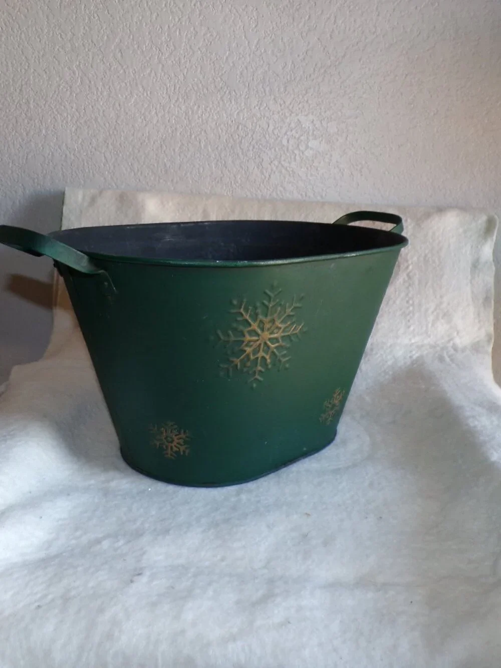 Green With Gold Snowflake Design Galvanized Steel Oval Bucket with Handles